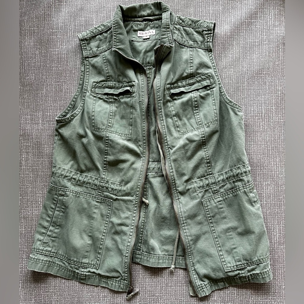 Merona Olive Green Khaki 100% cotton Vest size Medium